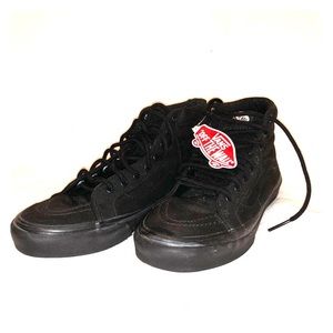 NWTs Vans Black High Tops Sz 8.5